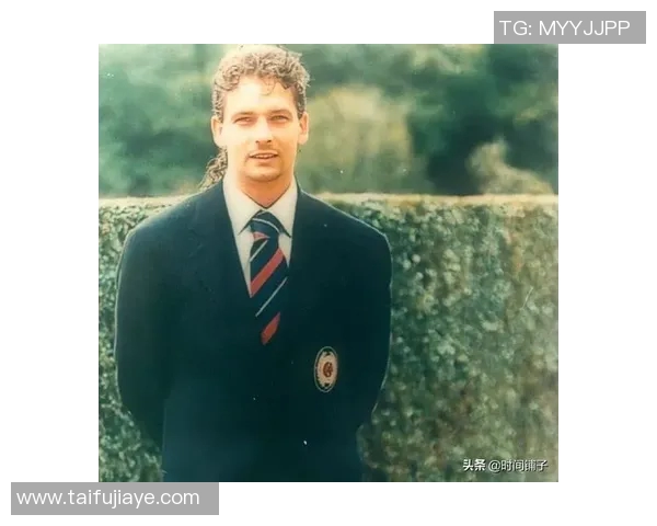 即将退役的足球明星们回顾辉煌历程与未来展望的感人故事